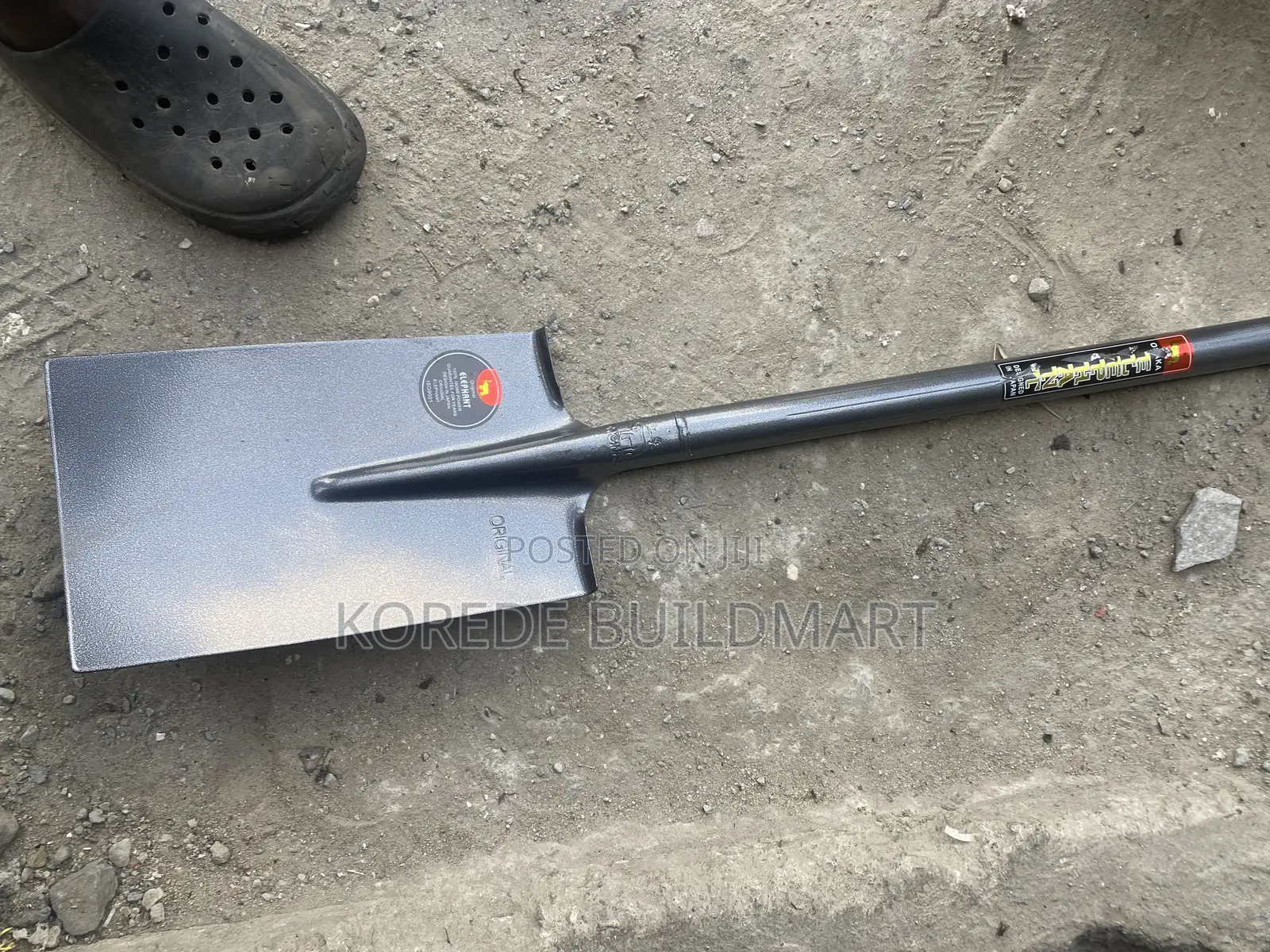 Heavy-Duty Steel Construction Hand Shovel