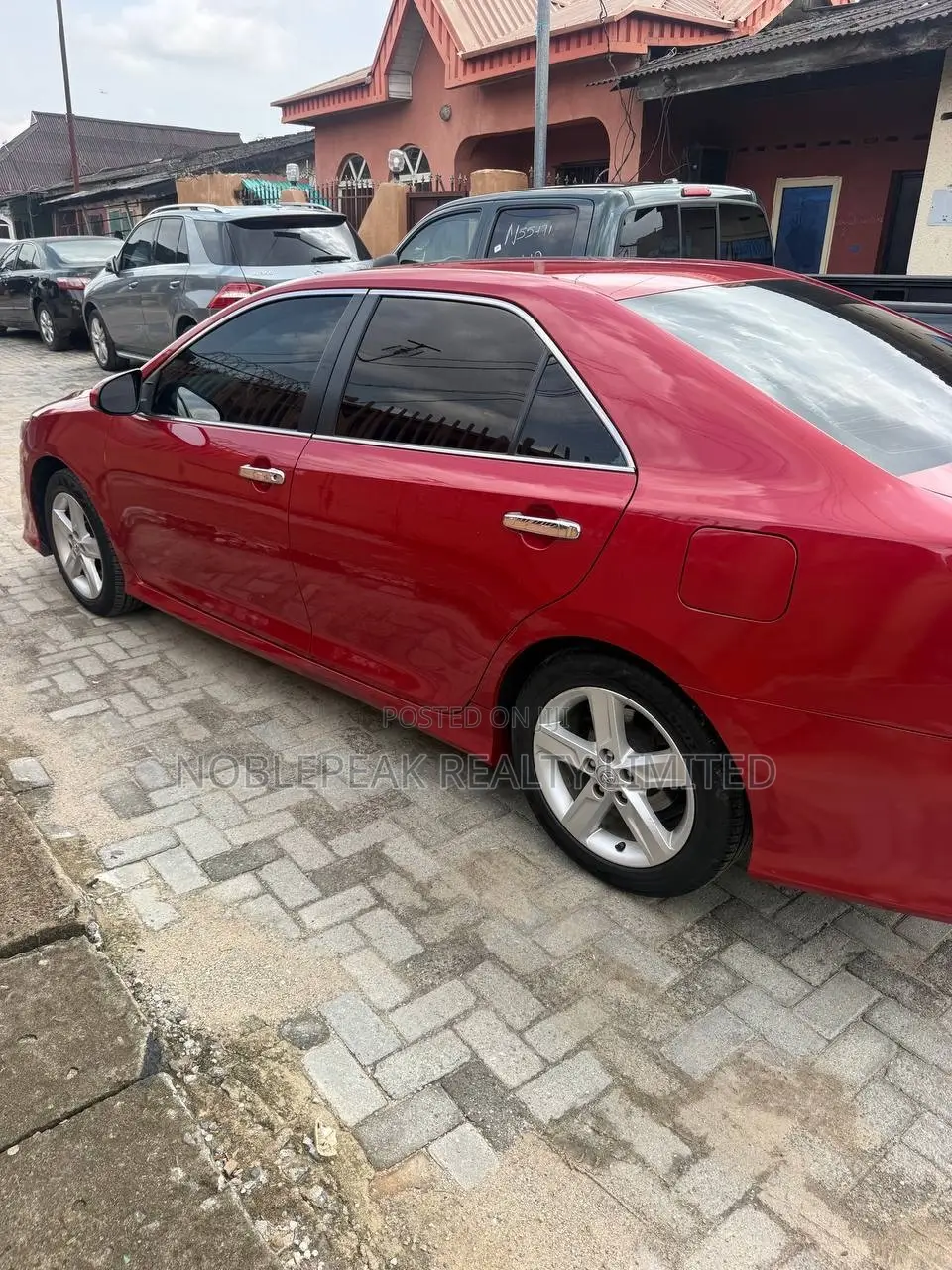 Toyota Camry SE 4dr Sedan (3.5L 6cyl 6A) 2014 Red
