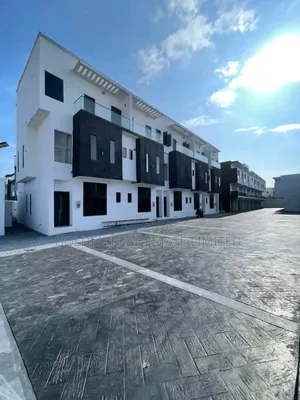 4bdrm Duplex in Lekki Phase 1 for sale