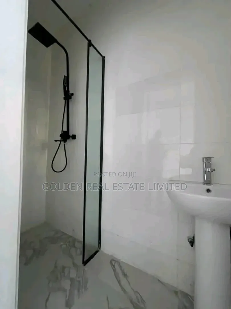 4bdrm Duplex in Lekki Phase 1 for sale