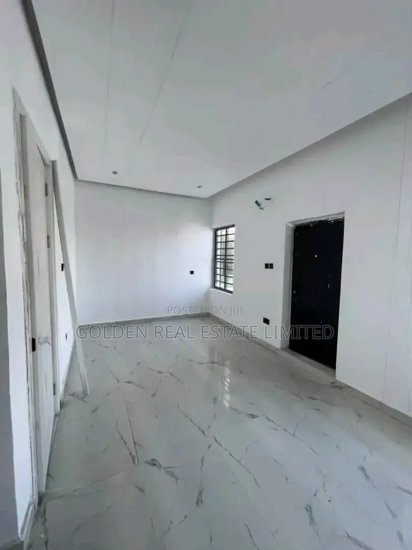 4bdrm Duplex in Lekki Phase 1 for sale