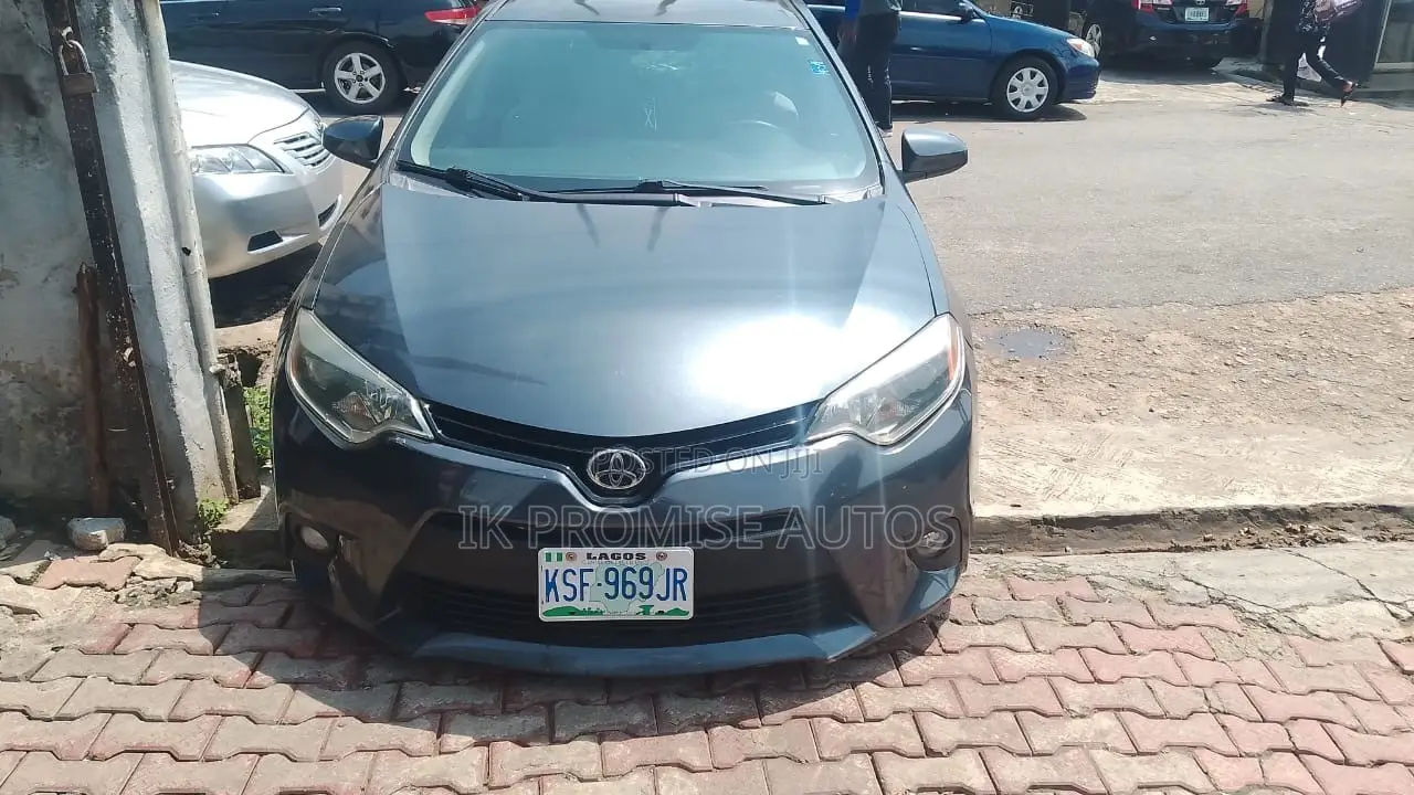 Toyota Corolla 2014 Gray