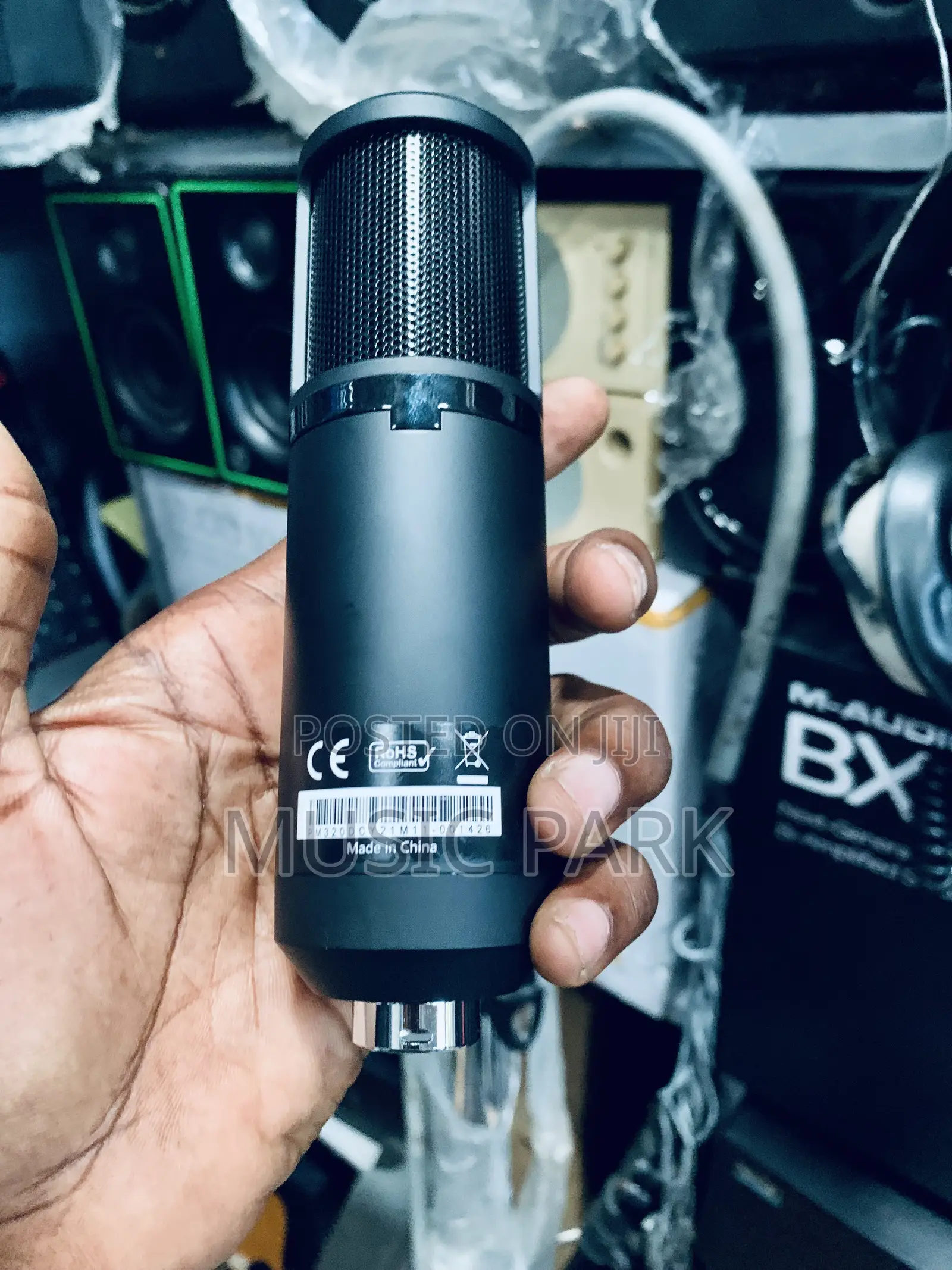 Title: Clean UK Used Maono PM320 Studio Condenser XLR Microphone