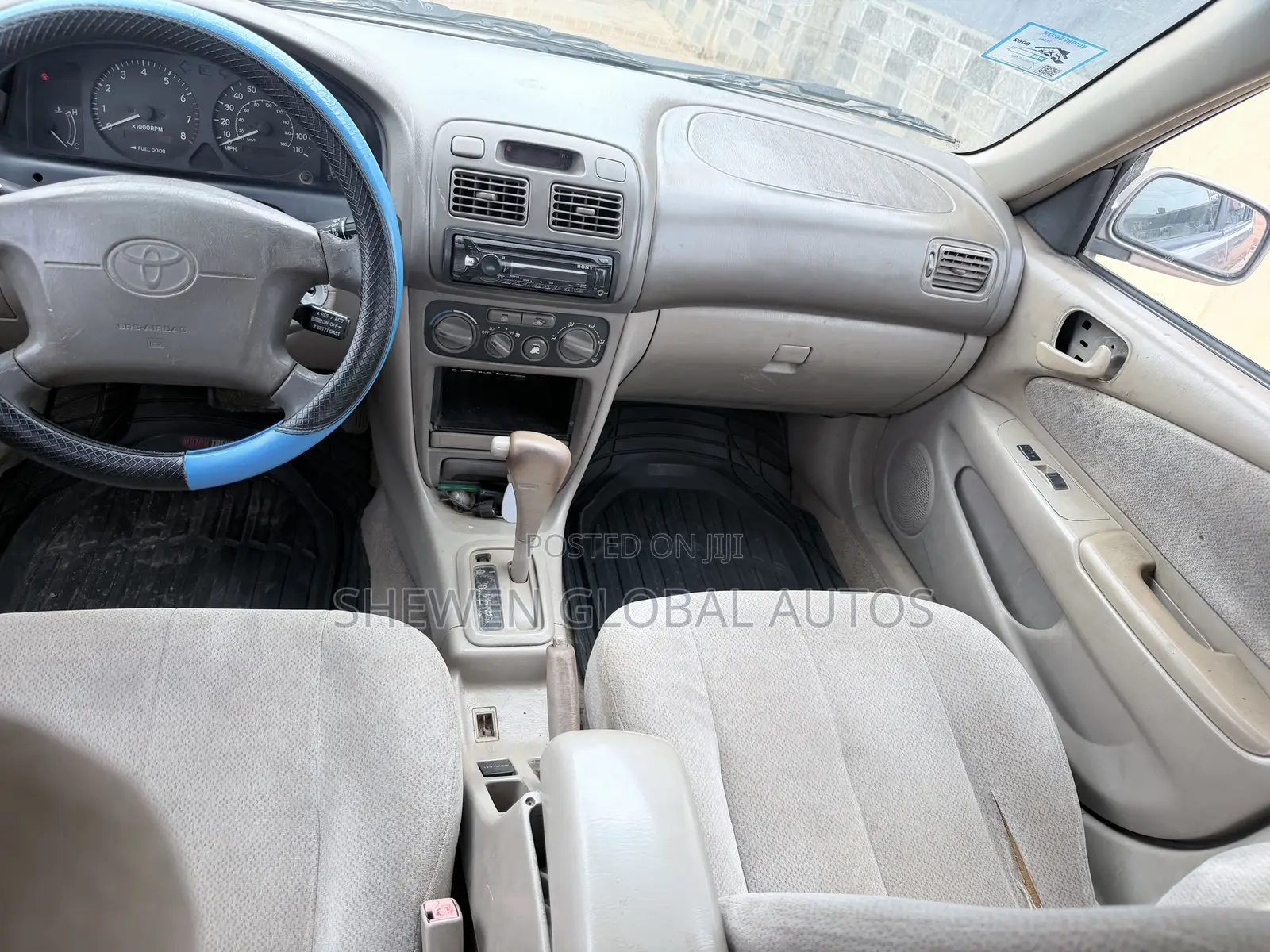 Toyota Corolla 2001 Gold