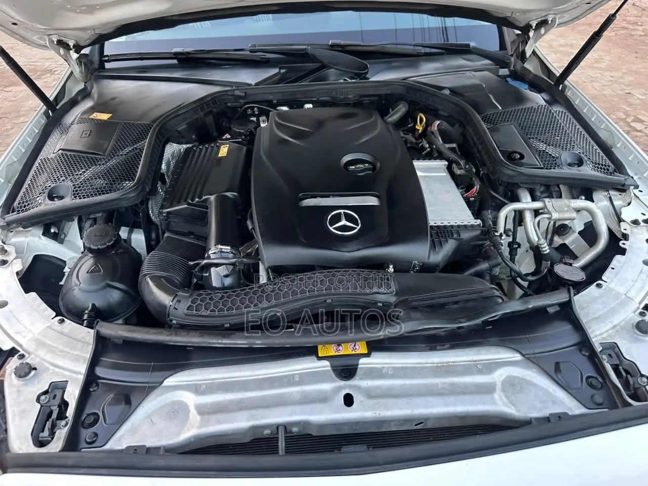 Mercedes-Benz C300 2016 White