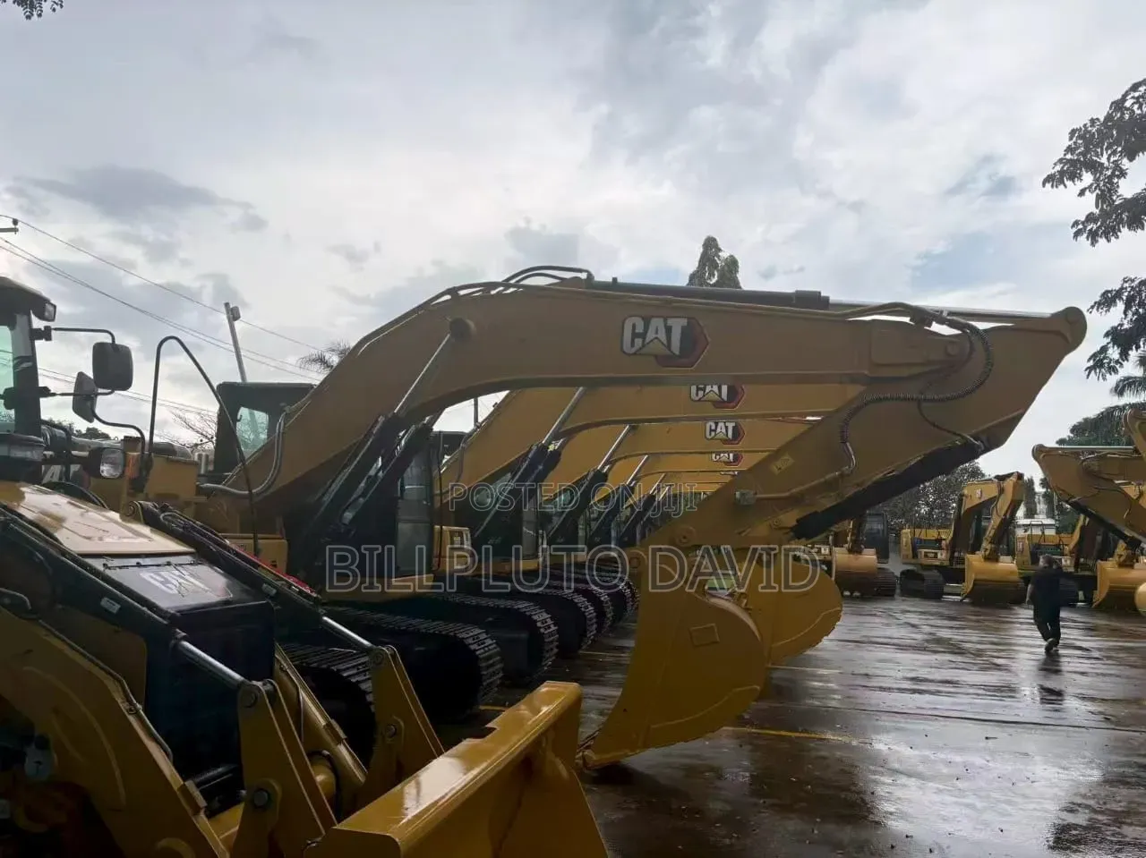 Crawler Excavators Feature Standard Heavy-Duty Booms, Tracks,