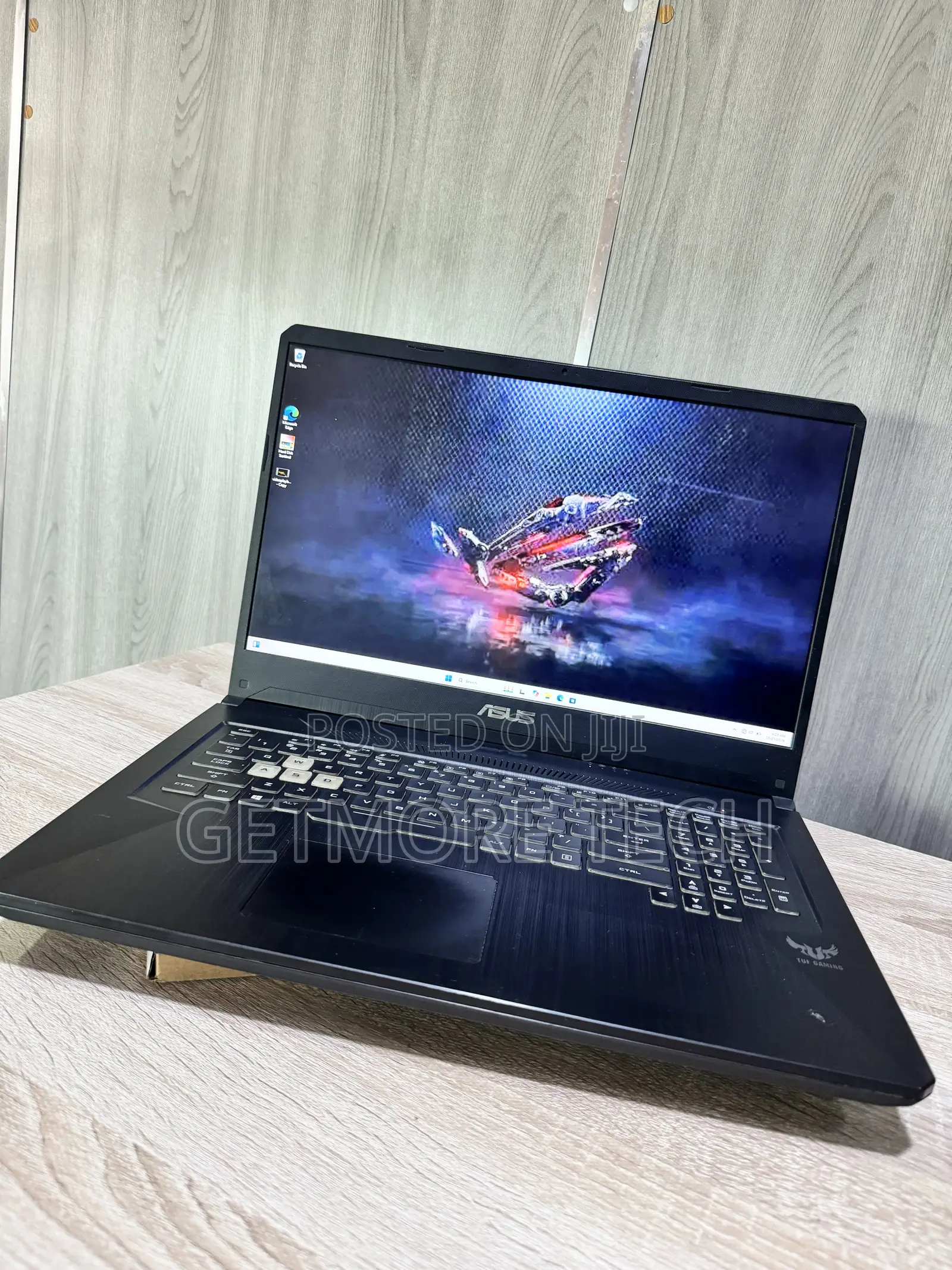 Laptop Asus TUF Gaming F17 16GB AMD Ryzen 7 HDD+SSD 512GB