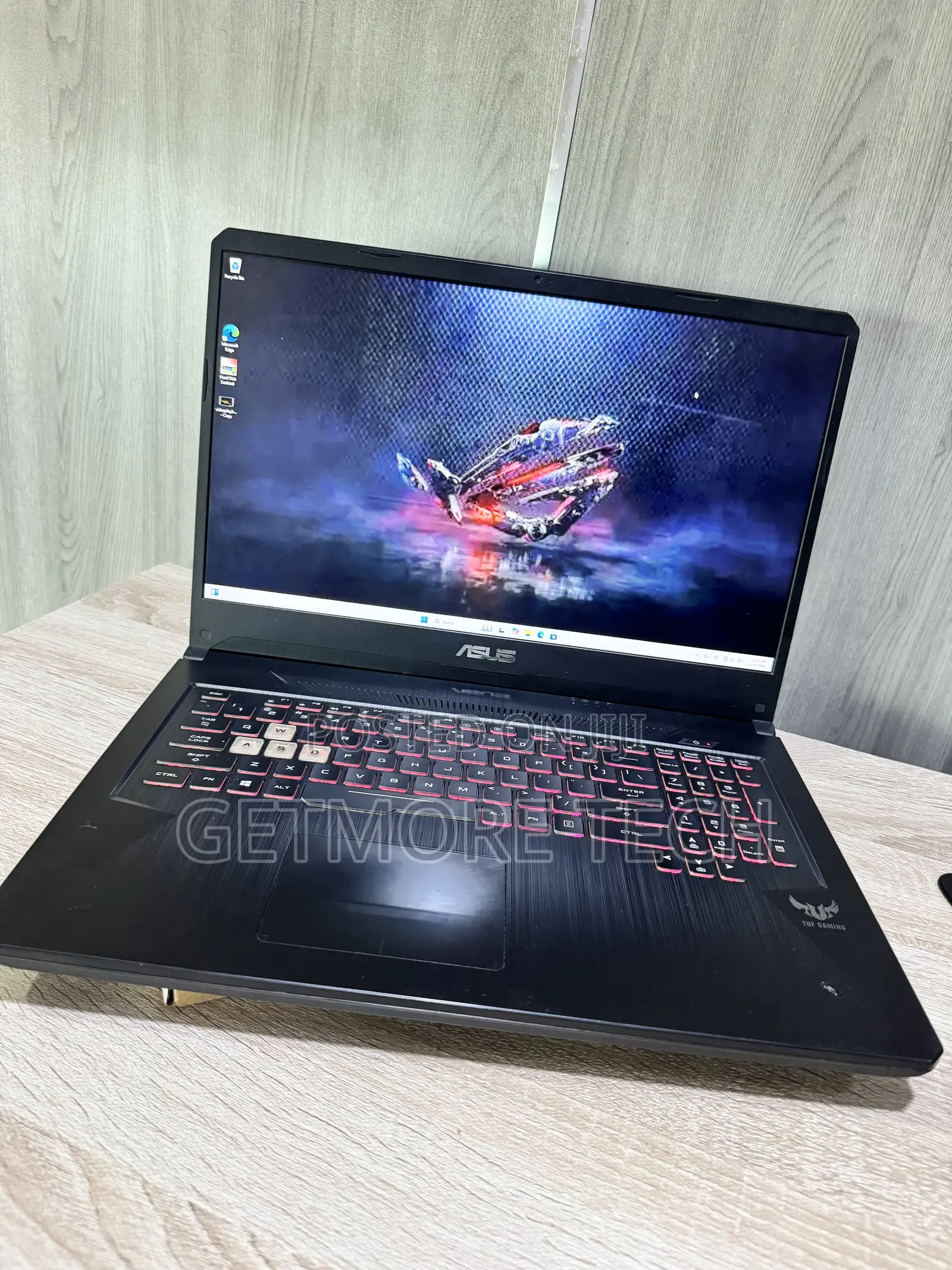 Laptop Asus TUF Gaming F17 16GB AMD Ryzen 7 HDD+SSD 512GB