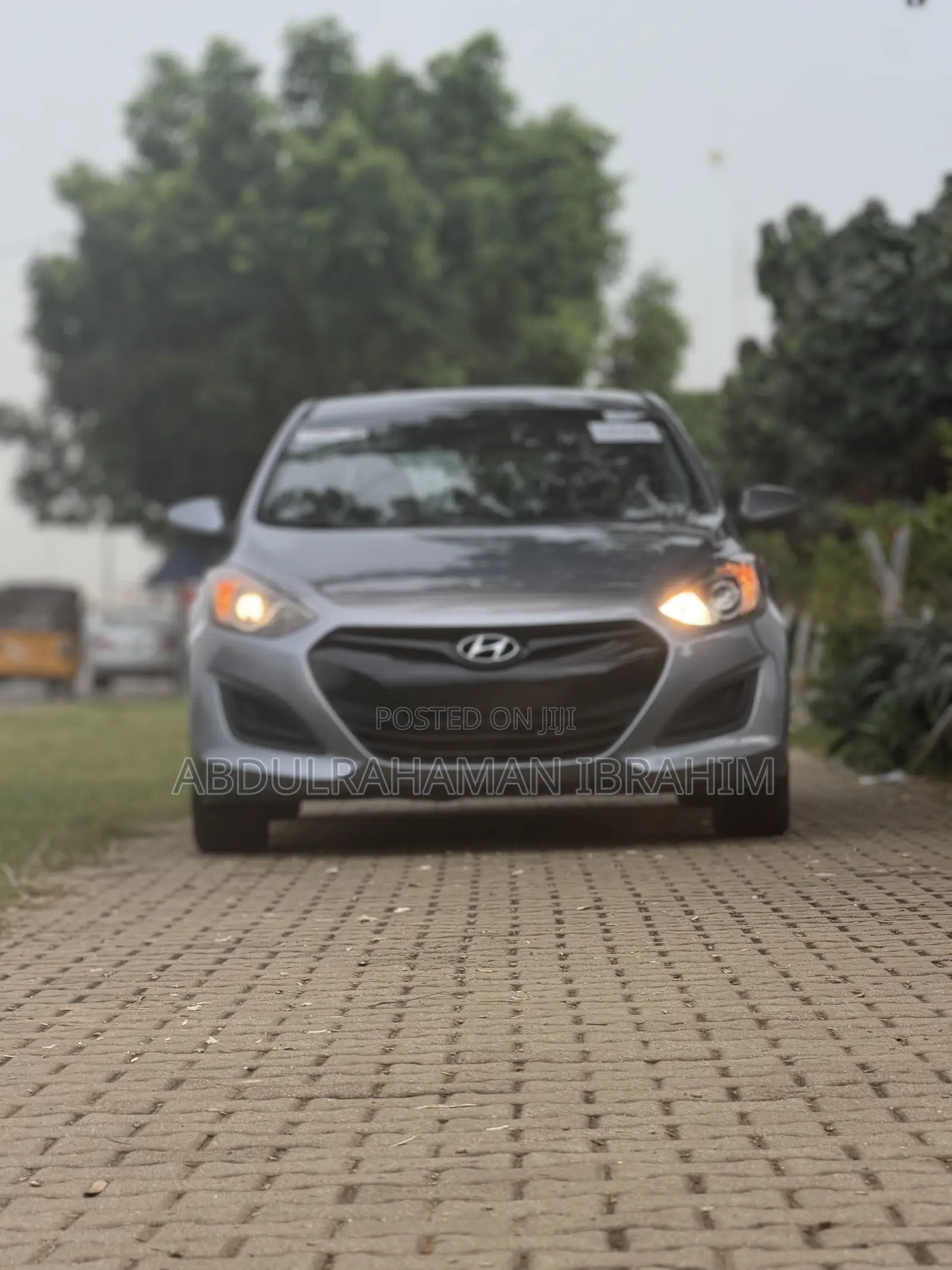 Hyundai Elantra Limited 4dr Sedan (1.8L 4cyl 6A) 2015 Silver