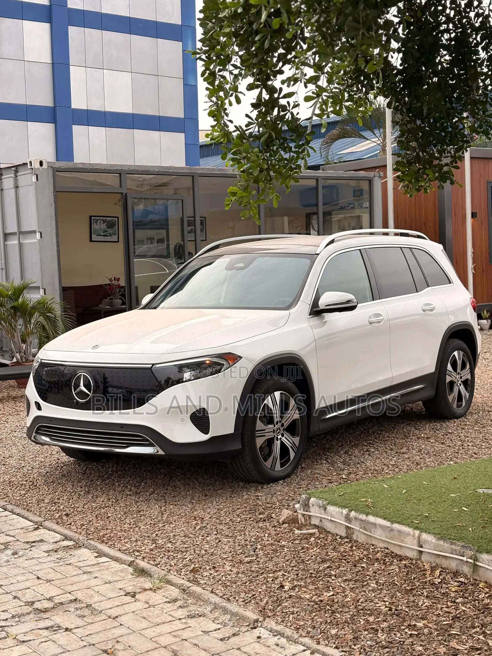 New Mercedes-Benz EQB 250 FWD 2024 White