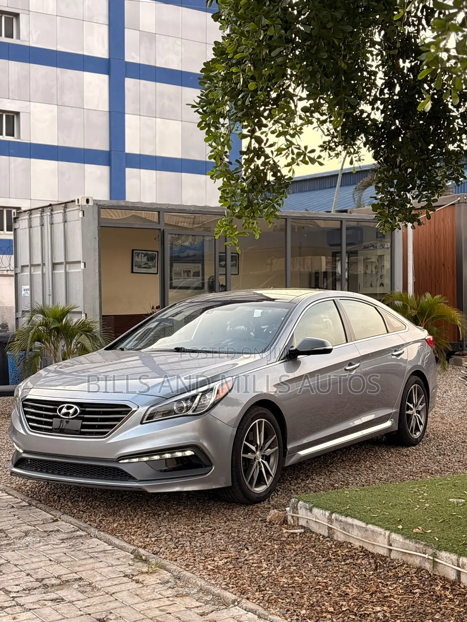 Hyundai Sonata Sport 2.0T 4dr Sedan (2.0L 4cyl Turbo 6A) 2015 Silver