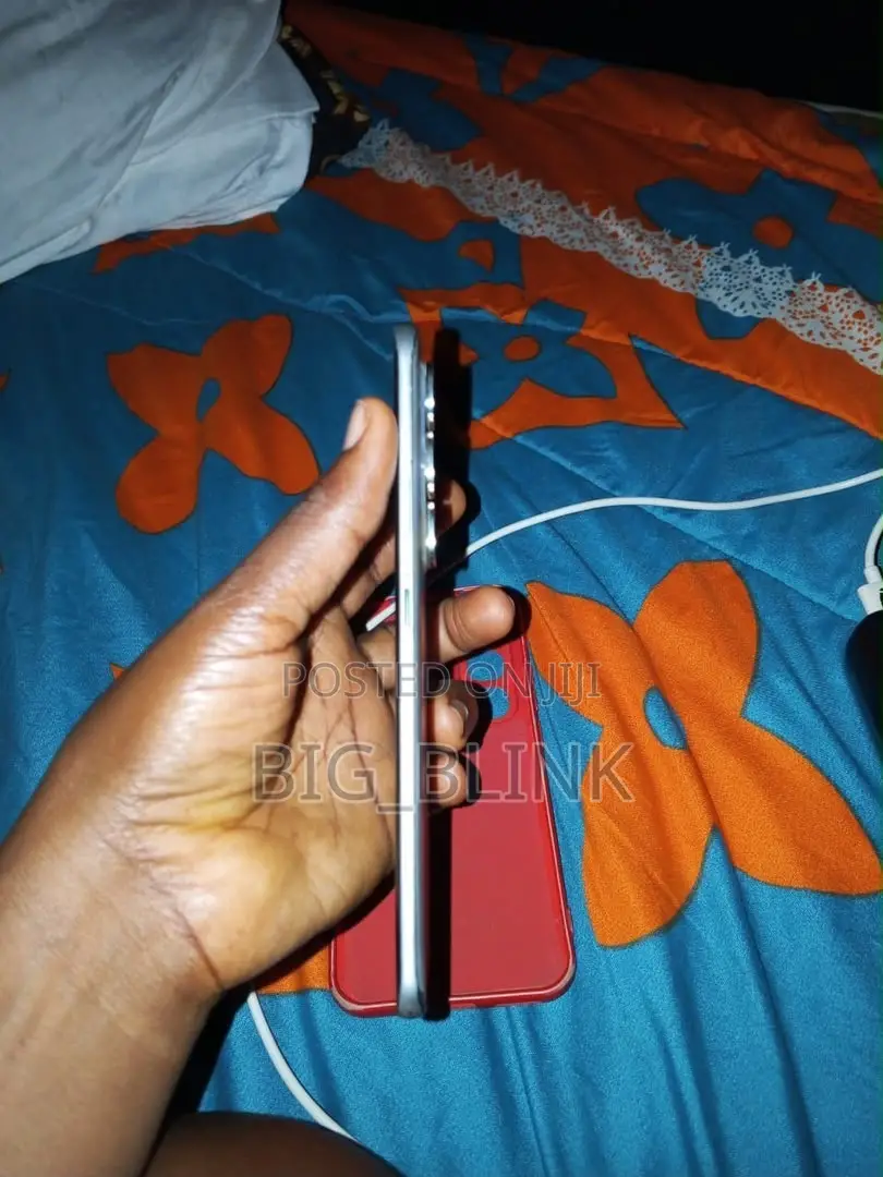 Infinix Hot 60 Pro+ 128 GB Silver