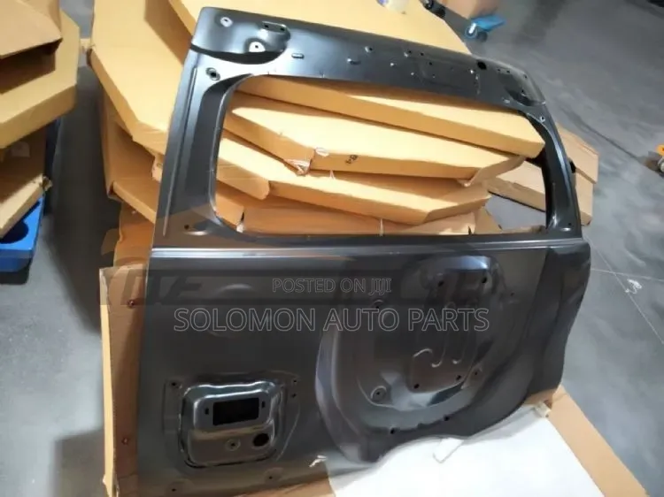 Toyota Prado 2018 2020 2022 Tail Gate or Boot Available