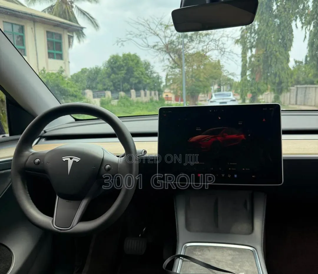 New Tesla Model Y 2023 Blue