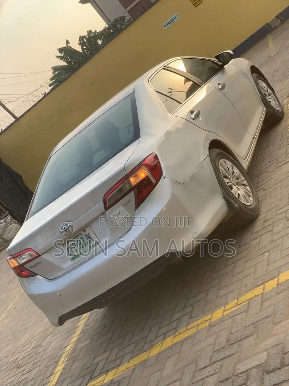 Toyota Camry 2012 Silver