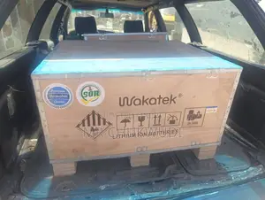 15kwh 51.2v Wakatek Solar Lithium Batteries Is Available