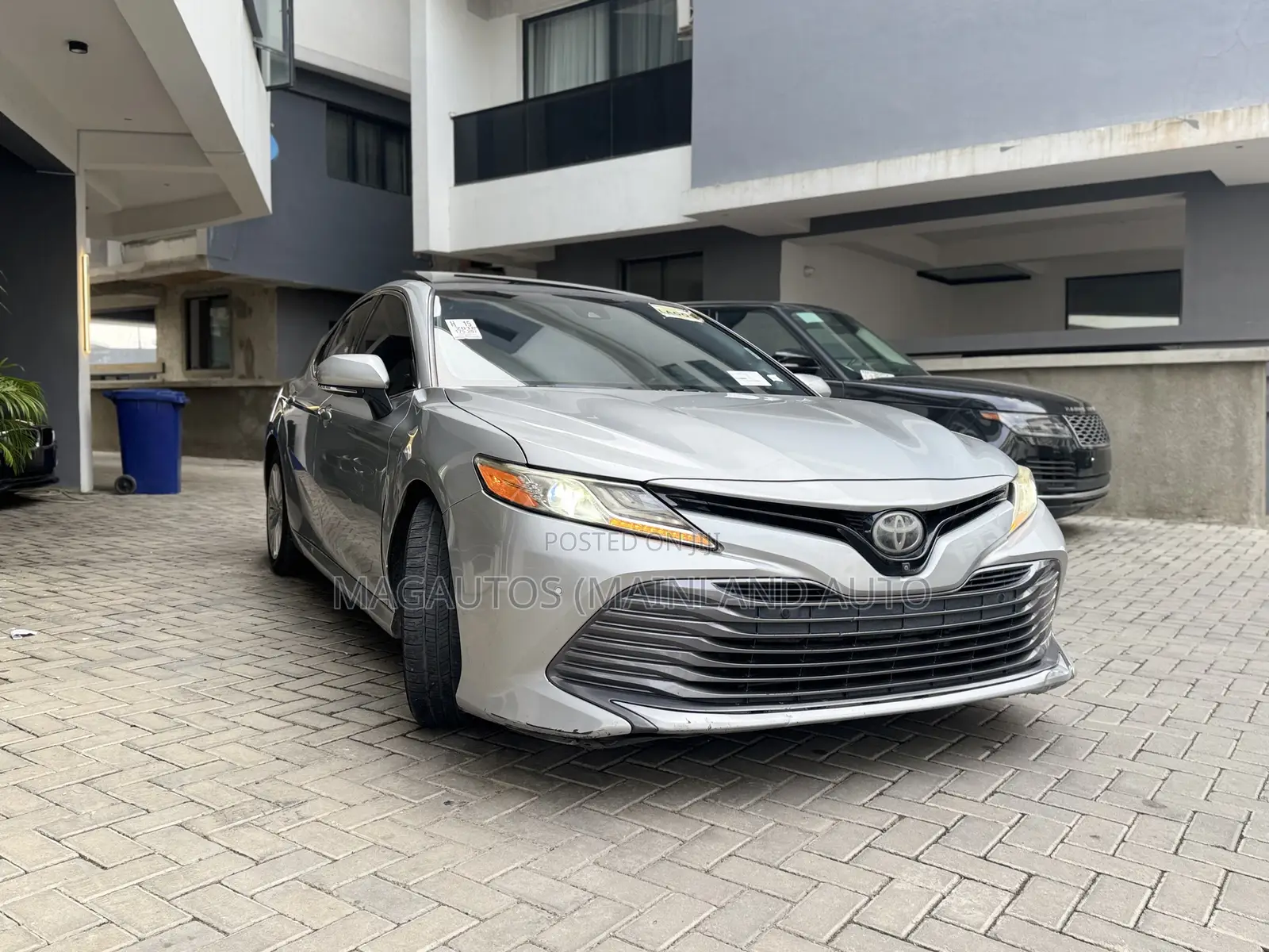 Toyota Camry XLE V6 FWD (3.5L 6cyl 8AM) 2018 Silver