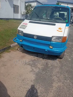 Volkswagen Transporter 2005 Blue