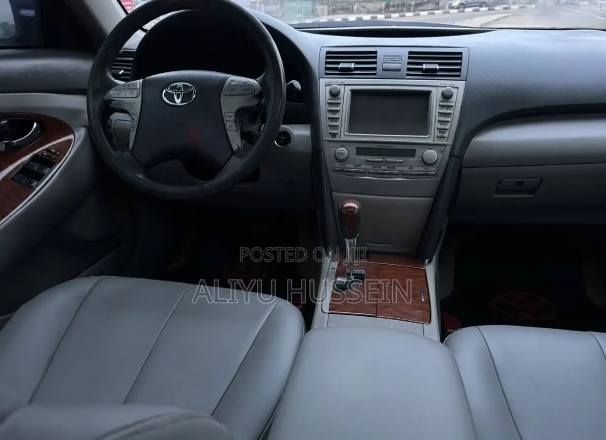 Toyota Camry 2011 Blue