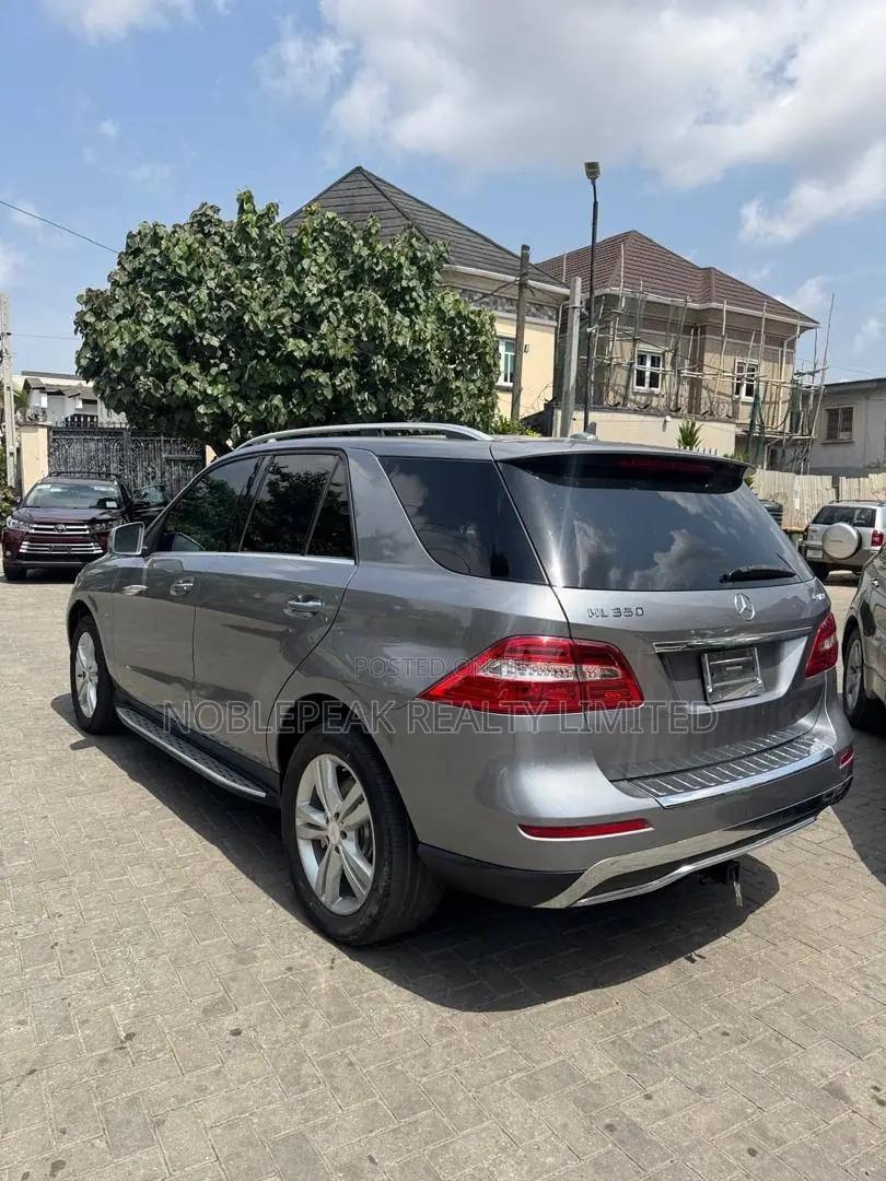 Mercedes-Benz M Class ML 350 4Matic 2012 Gray