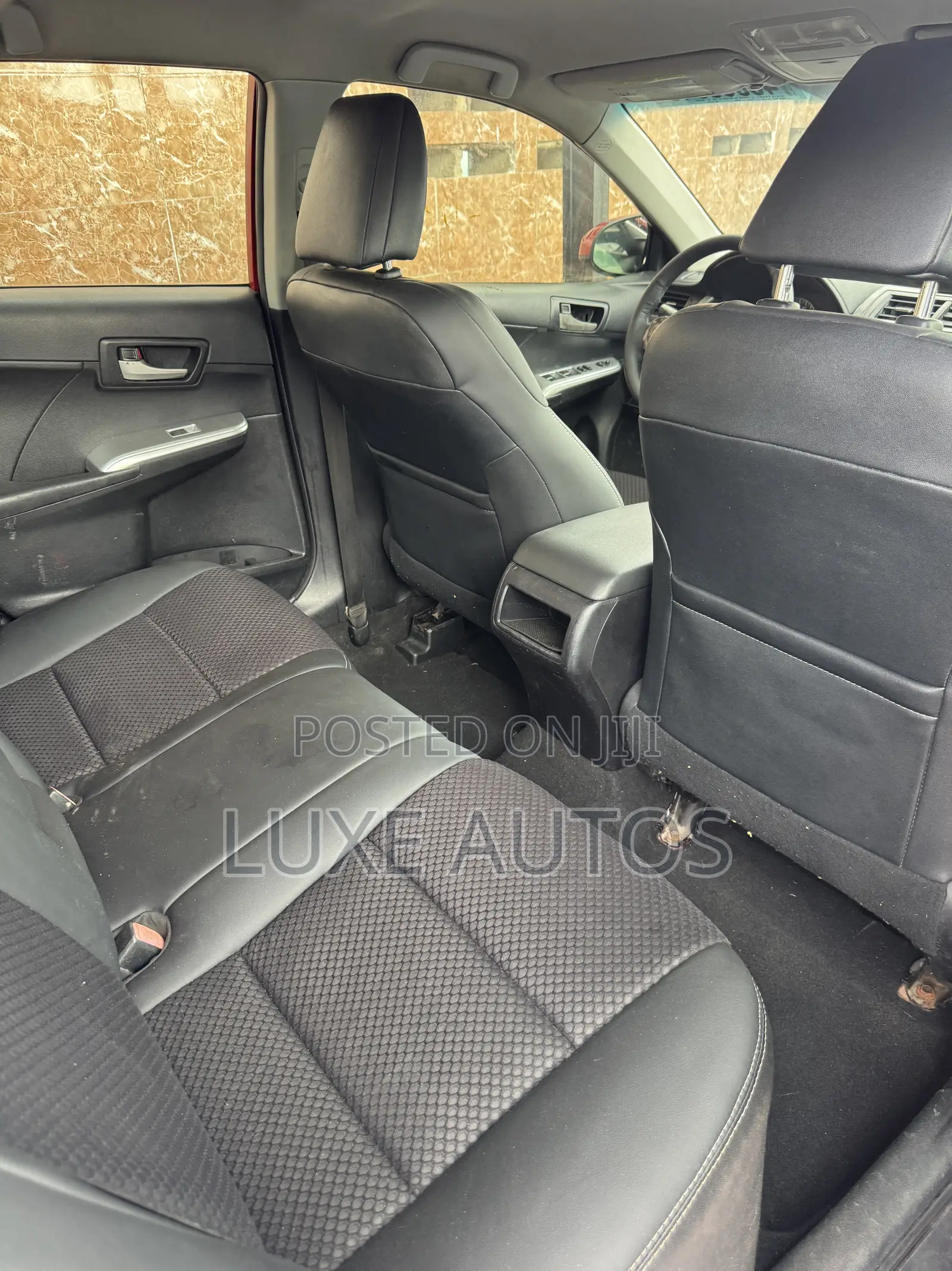 Toyota Camry SE 4dr Sedan (2.5L 4cyl 6A) 2014 Red