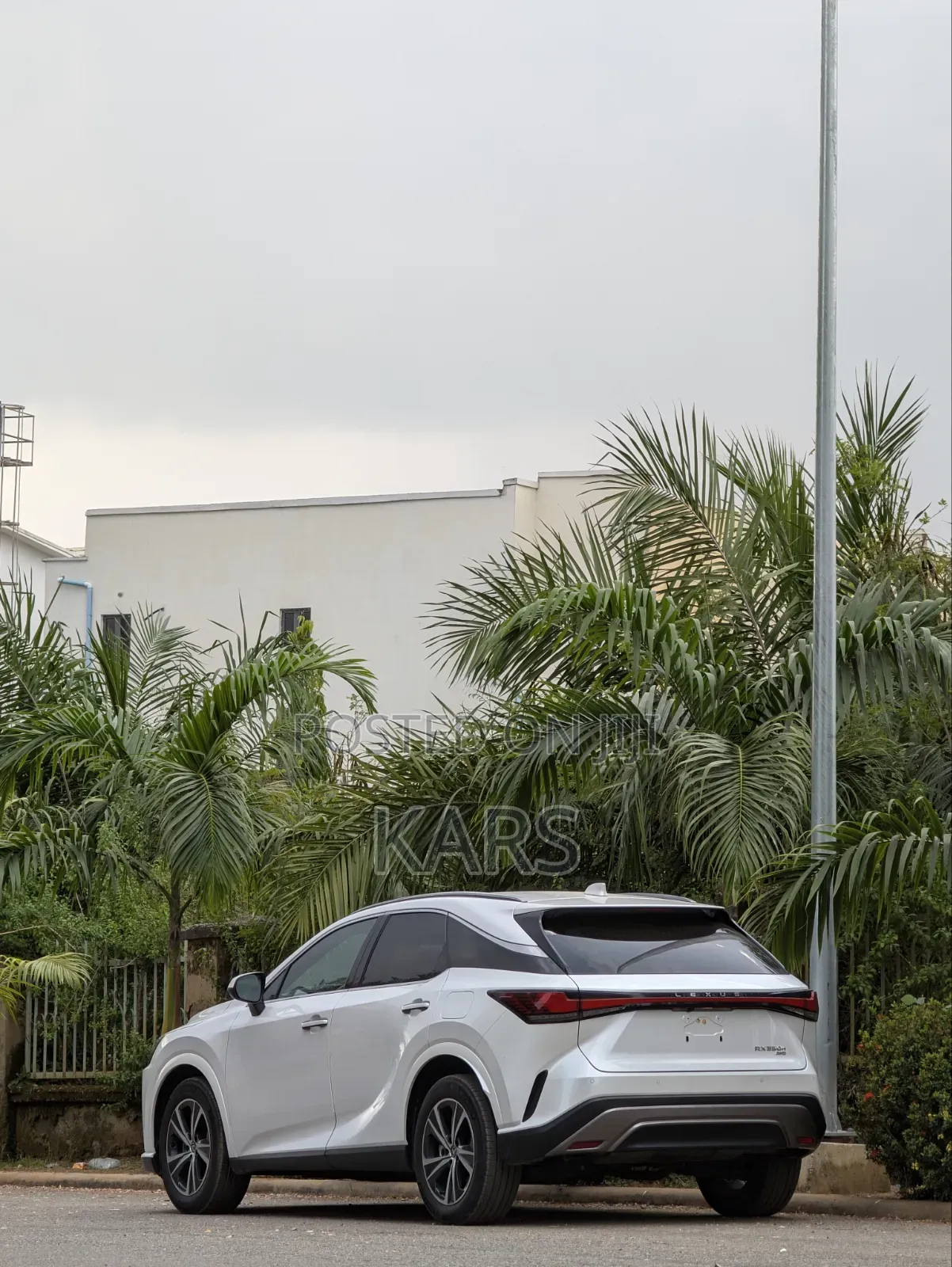 Lexus RX 350h AWD 2025 White