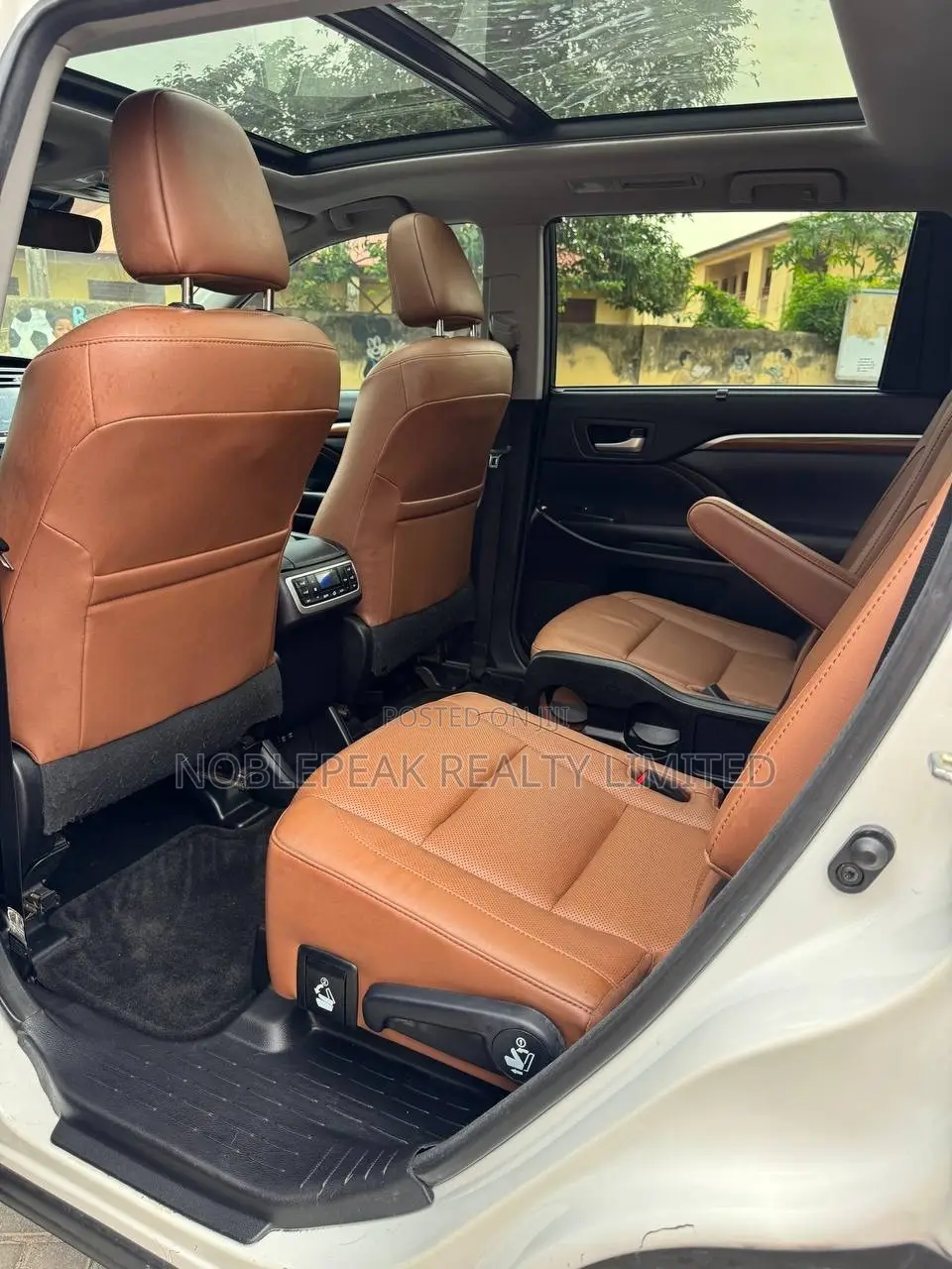 Toyota Highlander Limited 4x4 V6 (3.5L 6cyl 8A) 2018 White