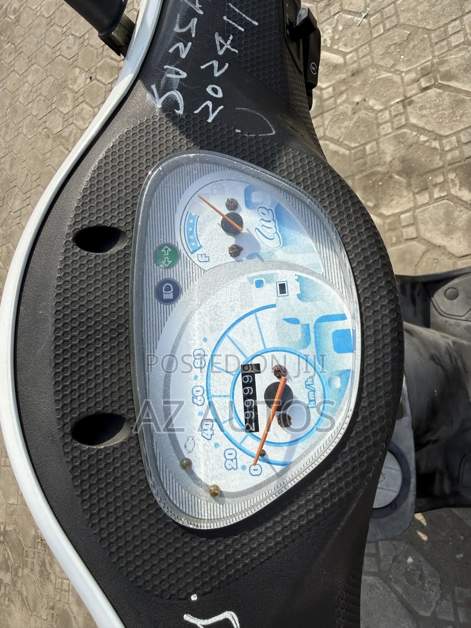 Kymco 2018 White