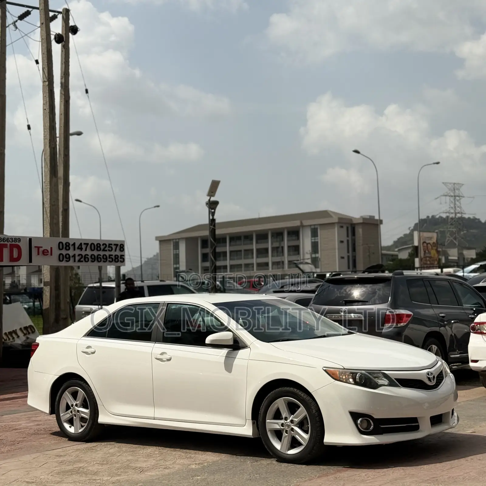 Toyota Camry 2014 White