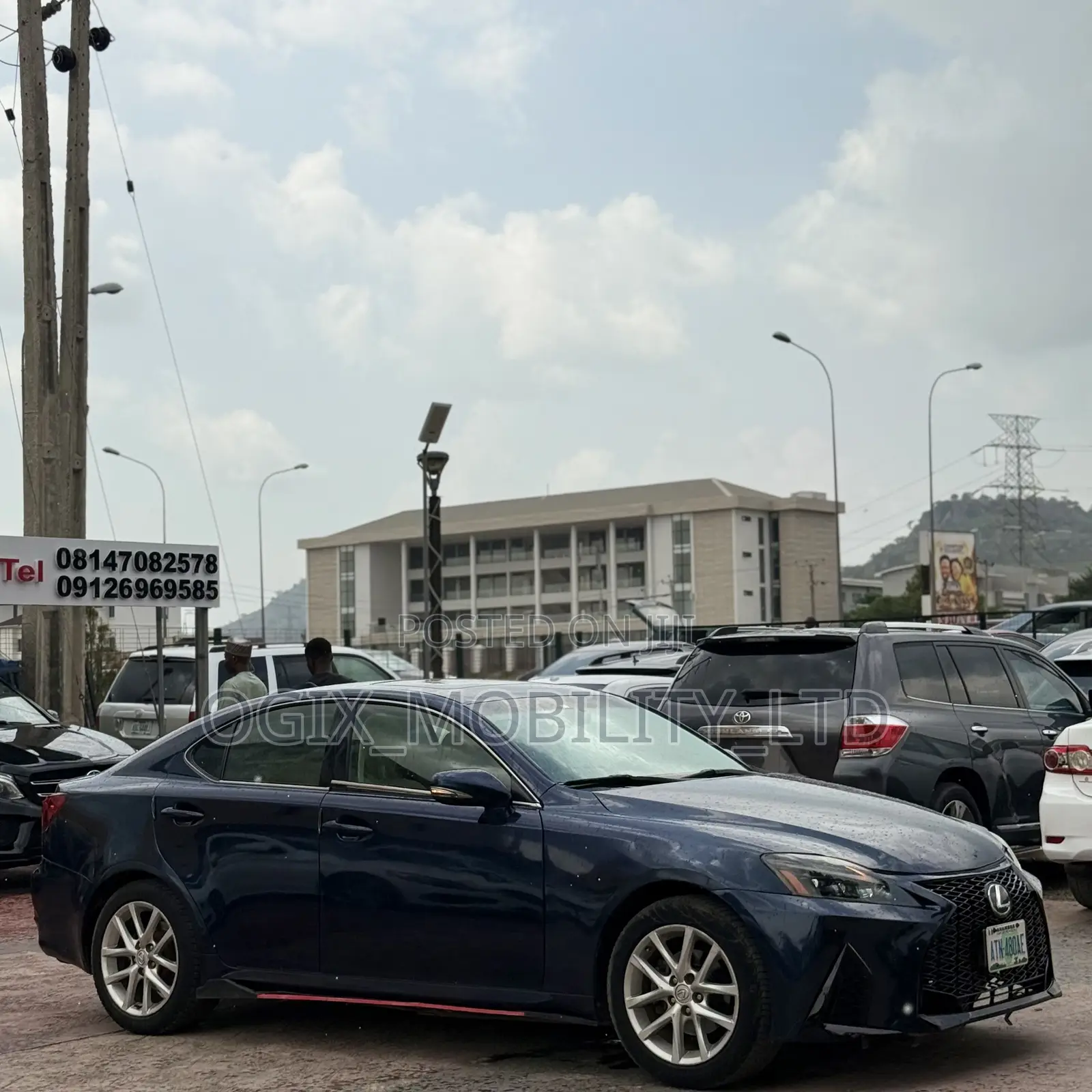 Lexus IS 250 2012 Blue