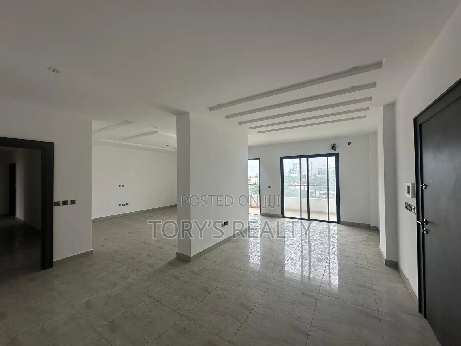 4bdrm Apartment in Banana Island for rent