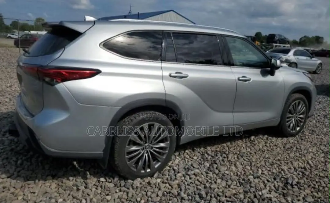 Toyota Highlander Platinum AWD 2020