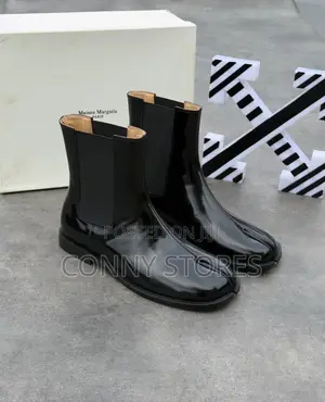 Maison Margiela Tabi High Top Shoes