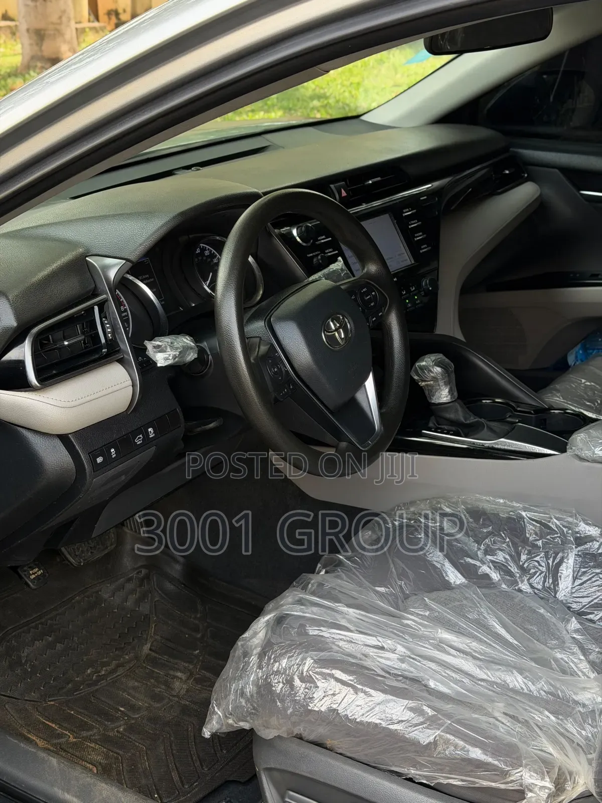 Toyota Camry 2020 Silver