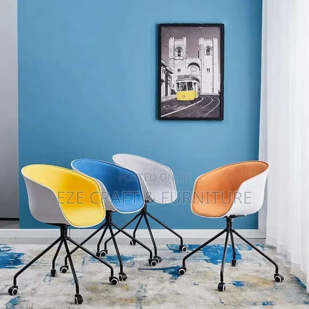 Swivel Resturant Chair