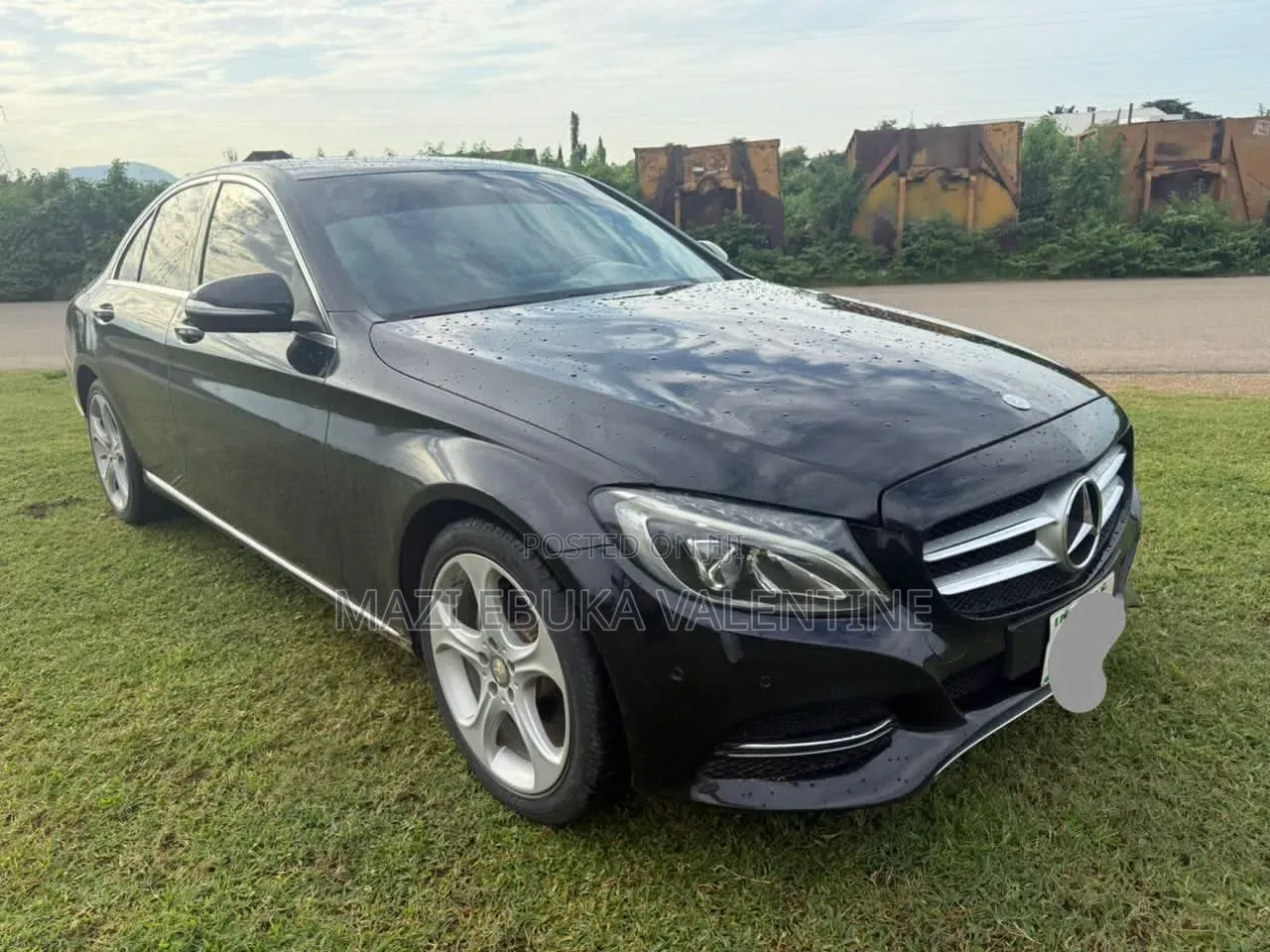 Mercedes-Benz C300 2016 Black