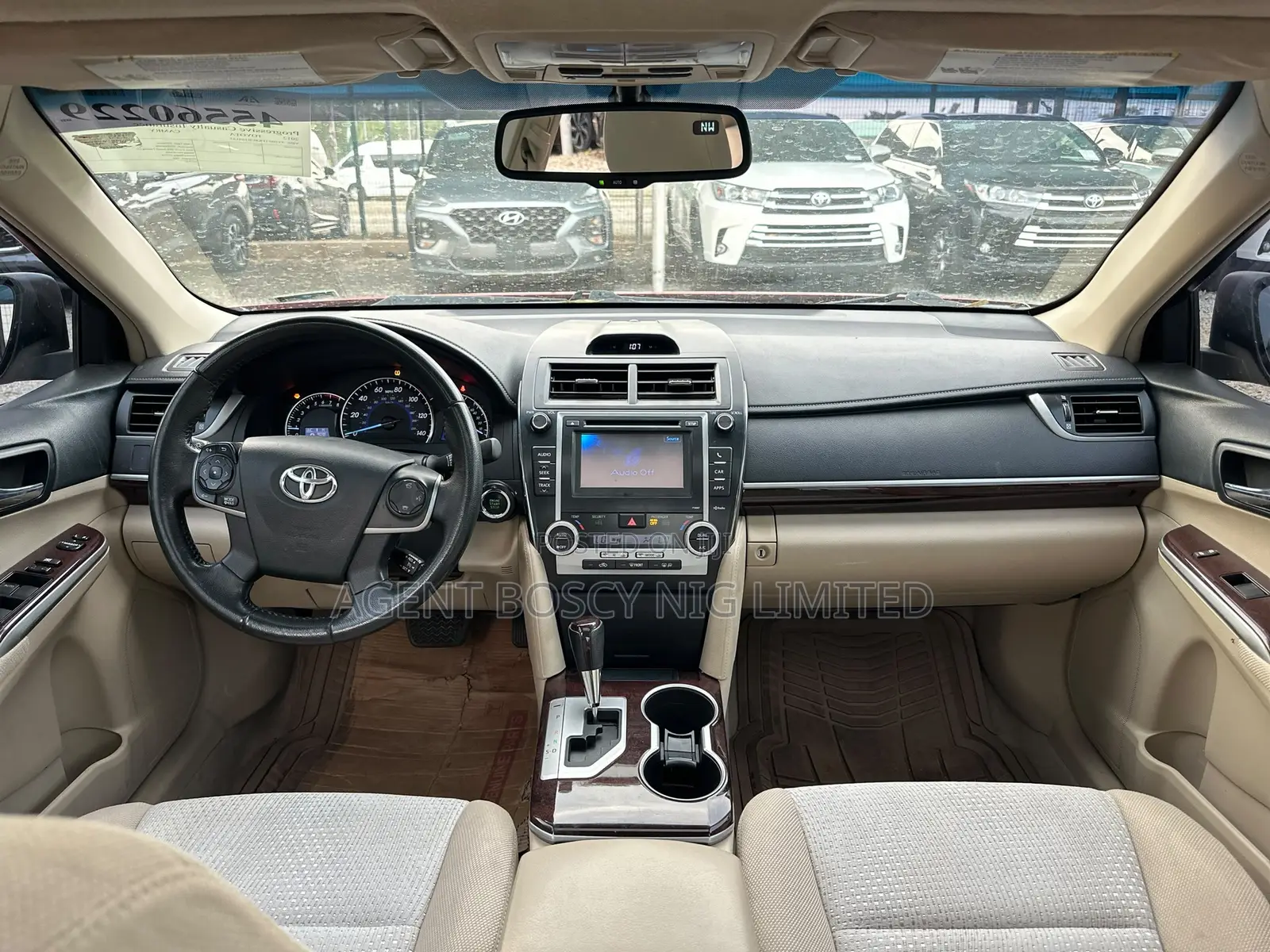 Toyota Camry XLE 4dr Sedan (2.5L 4cyl 6A) 2012 Red