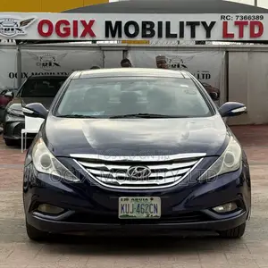 Hyundai Sonata 2012 Blue