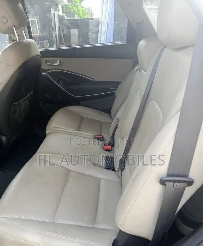 Hyundai Santa Fe SE Ultimate AWD 2017 Red