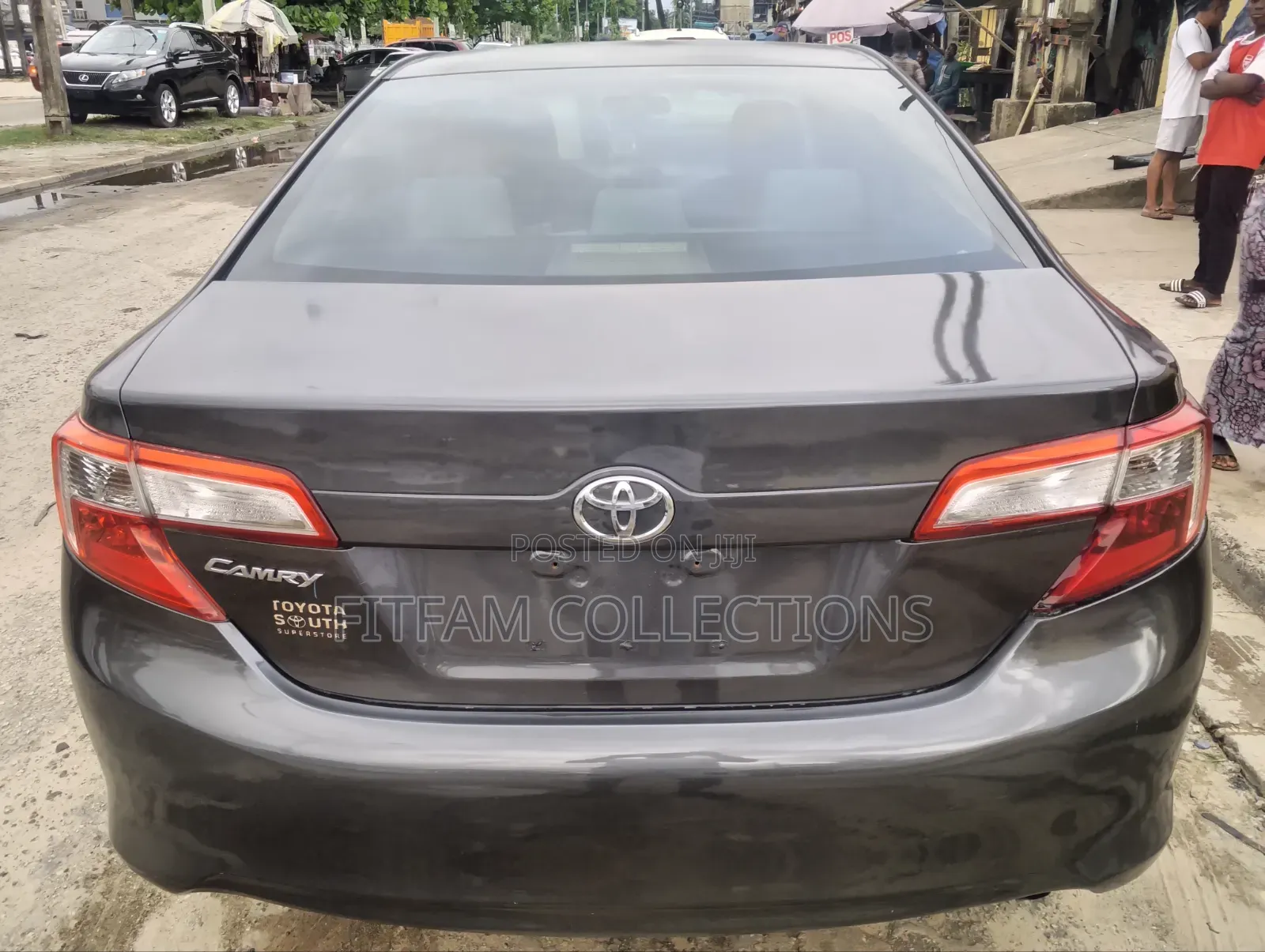 Toyota Camry LE 4dr Sedan (2.5L 4cyl 6A) 2013 Gray