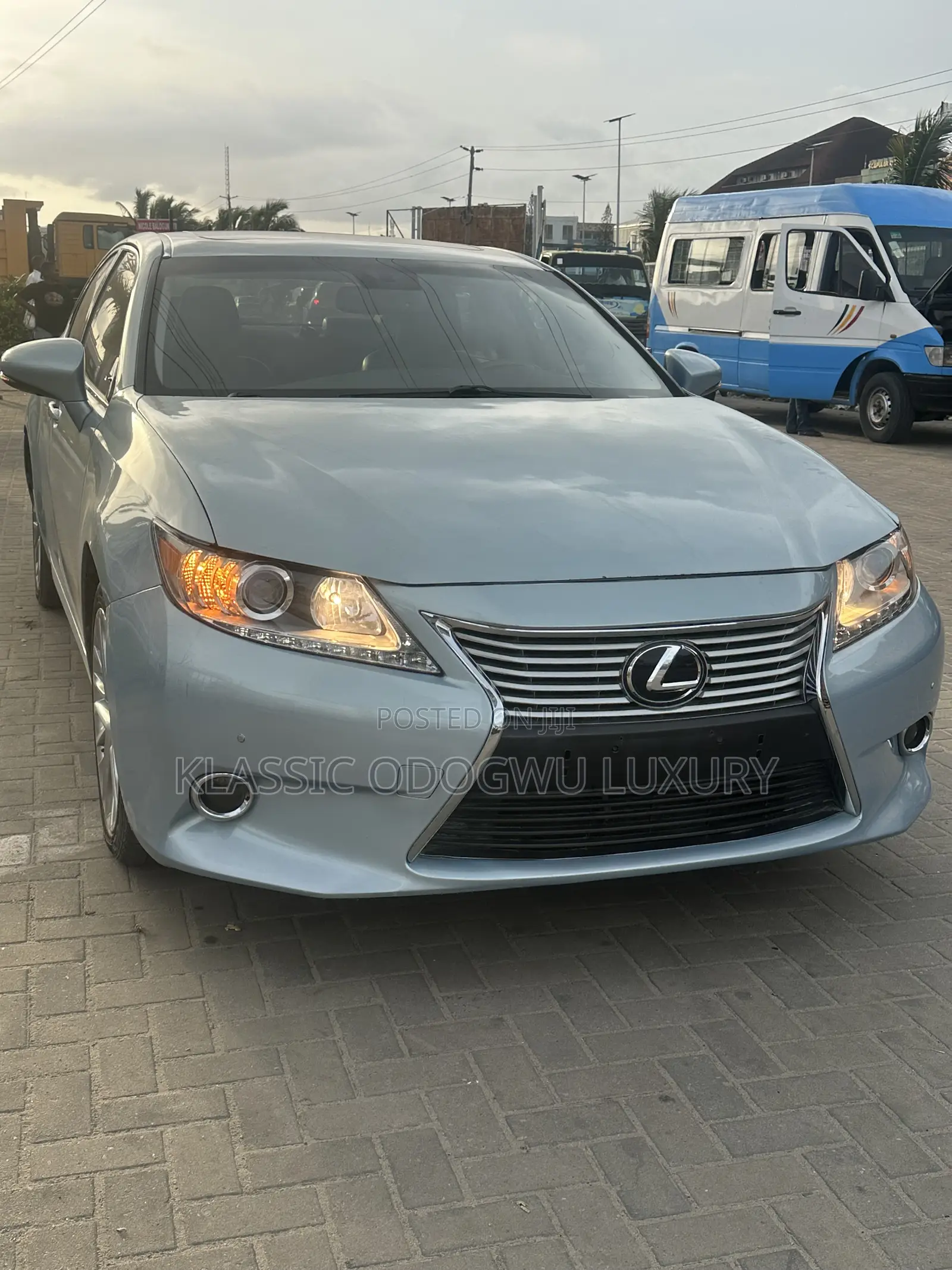 Lexus ES 350 FWD 2014 Blue