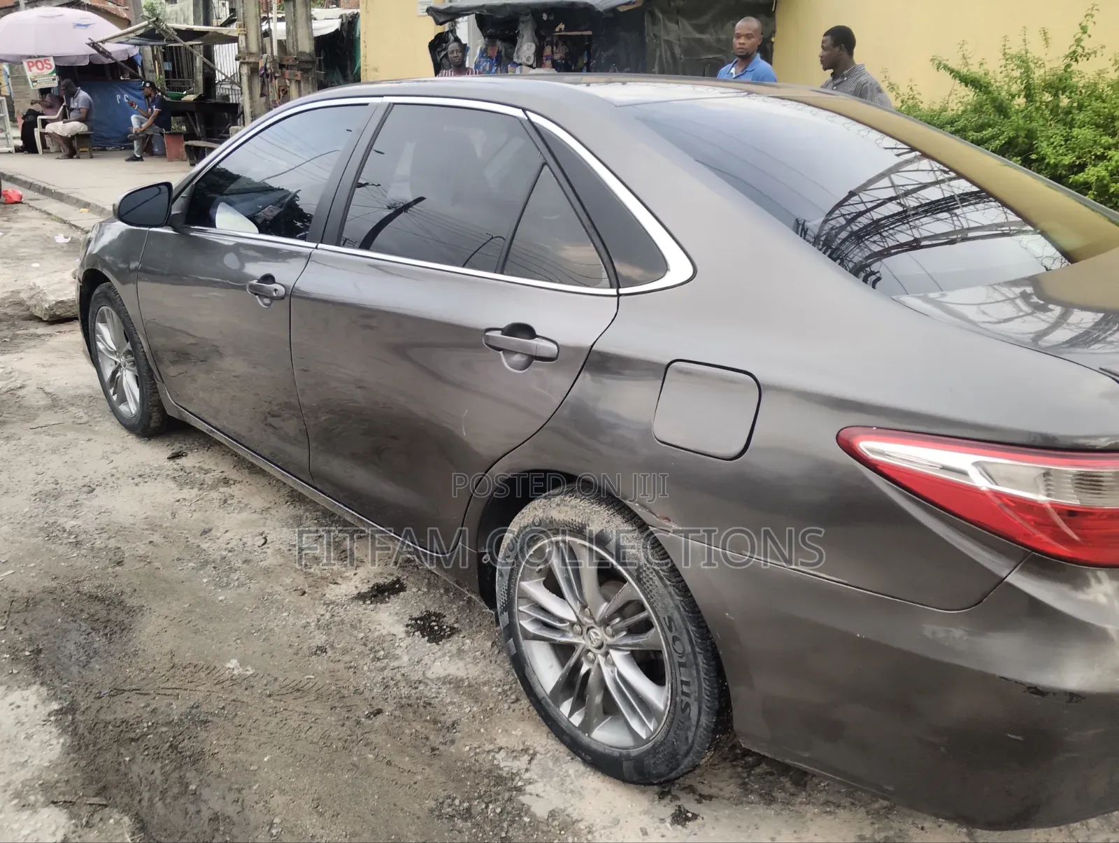 Toyota Camry SE 4dr Sedan (2.5L 4cyl 6A) 2015 Gray