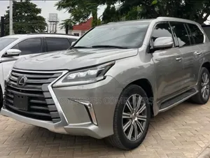 Lexus LX 570 (5 seats) AWD 2017 Gold
