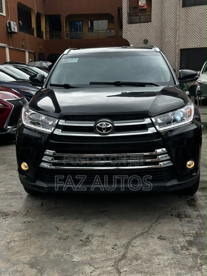 Toyota Highlander XLE V6 4x4 (3.5L 6cyl 6A) 2016 Black