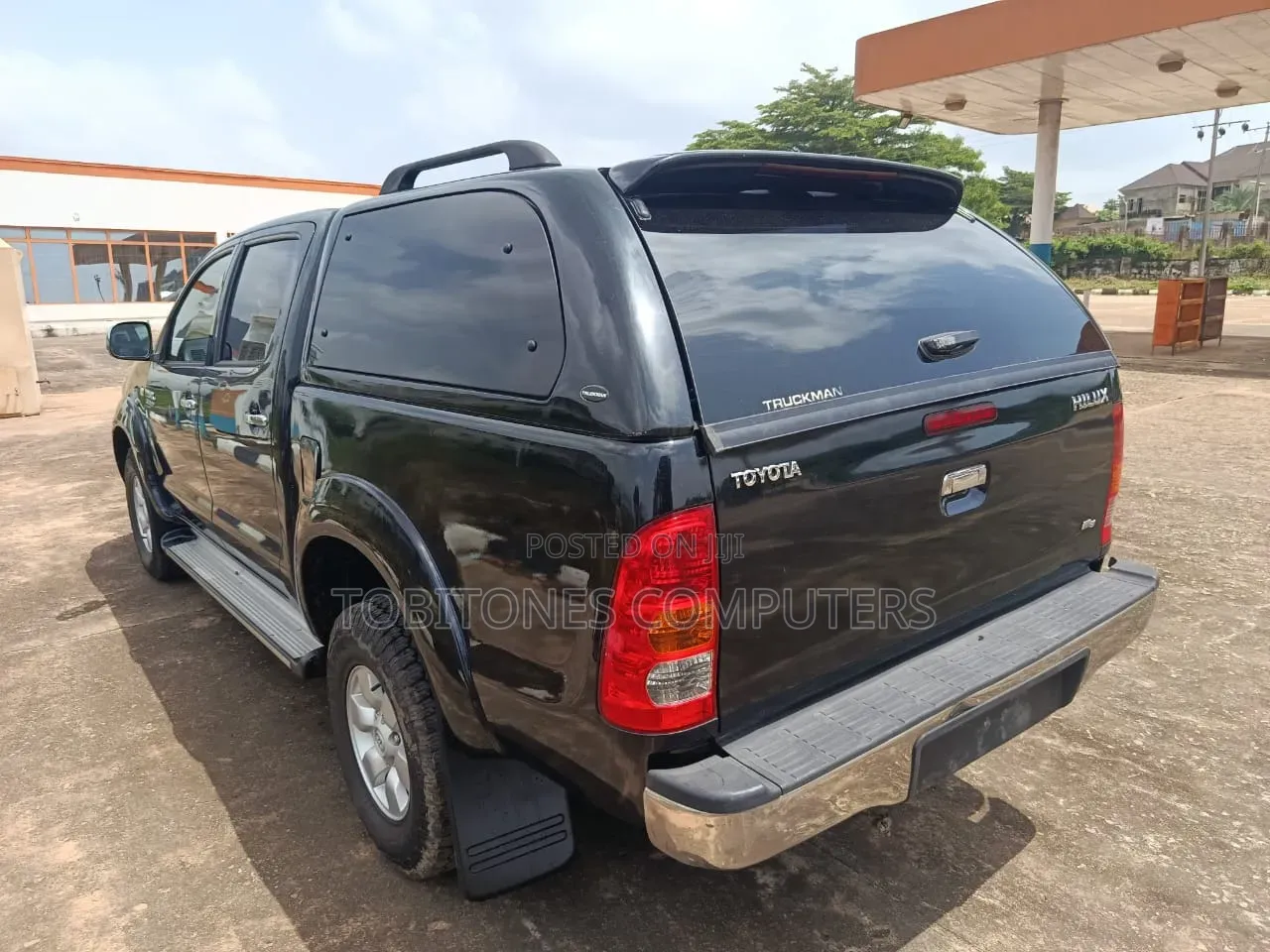 Toyota Hilux 2.5 D-4D SRX 2011 Black