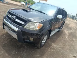 Toyota Hilux 2.5 D-4D SRX 2011 Black