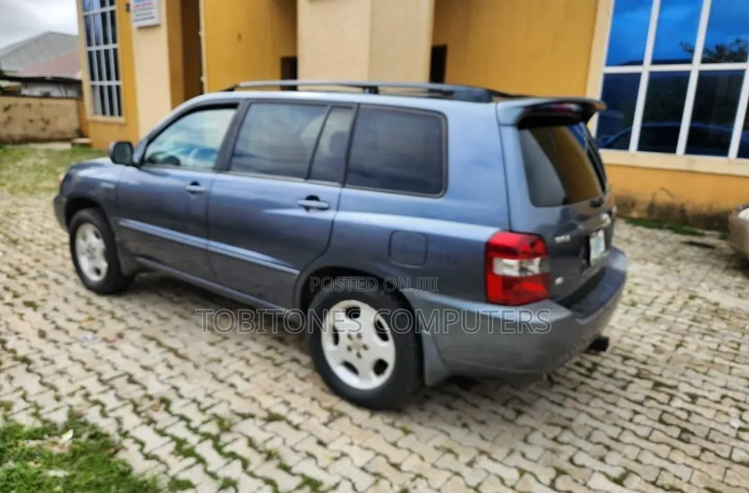 Toyota Highlander 4x4 2007 Blue