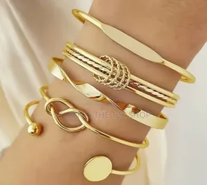 Adjustable Ladies Bracelet Golden Gorgeous Perfect Gift
