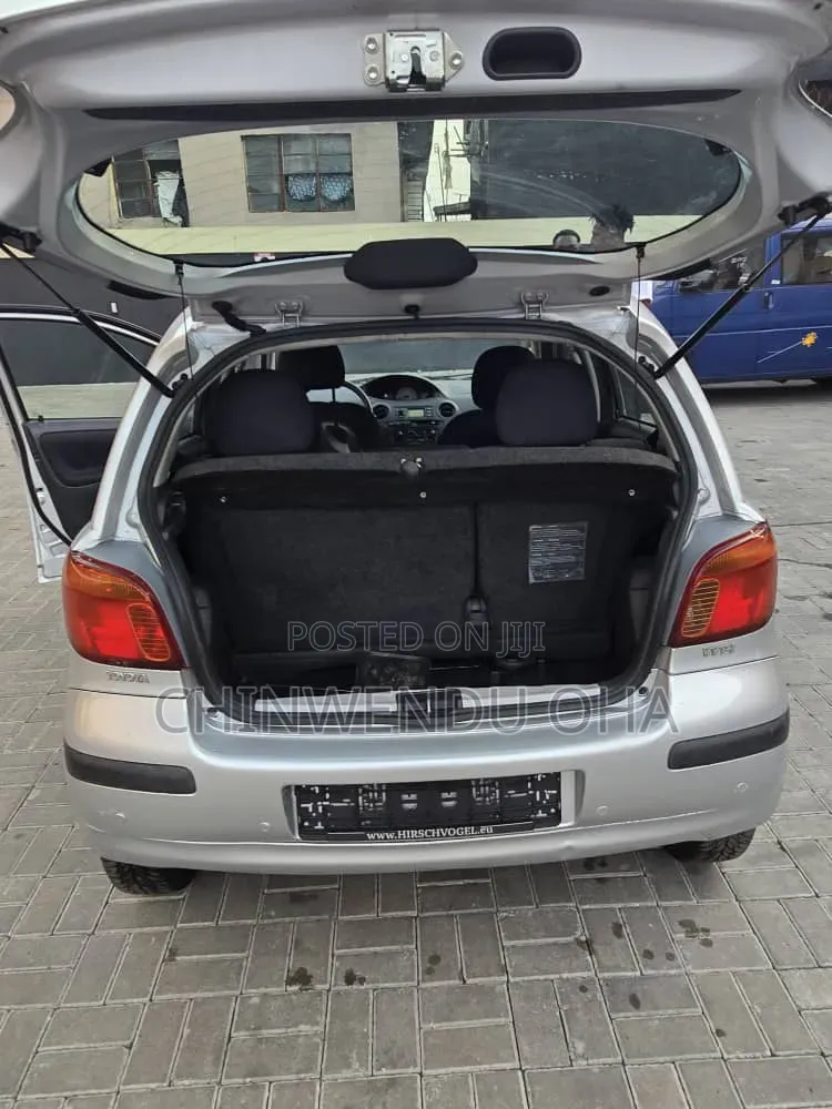 Toyota Yaris 2005 Silver