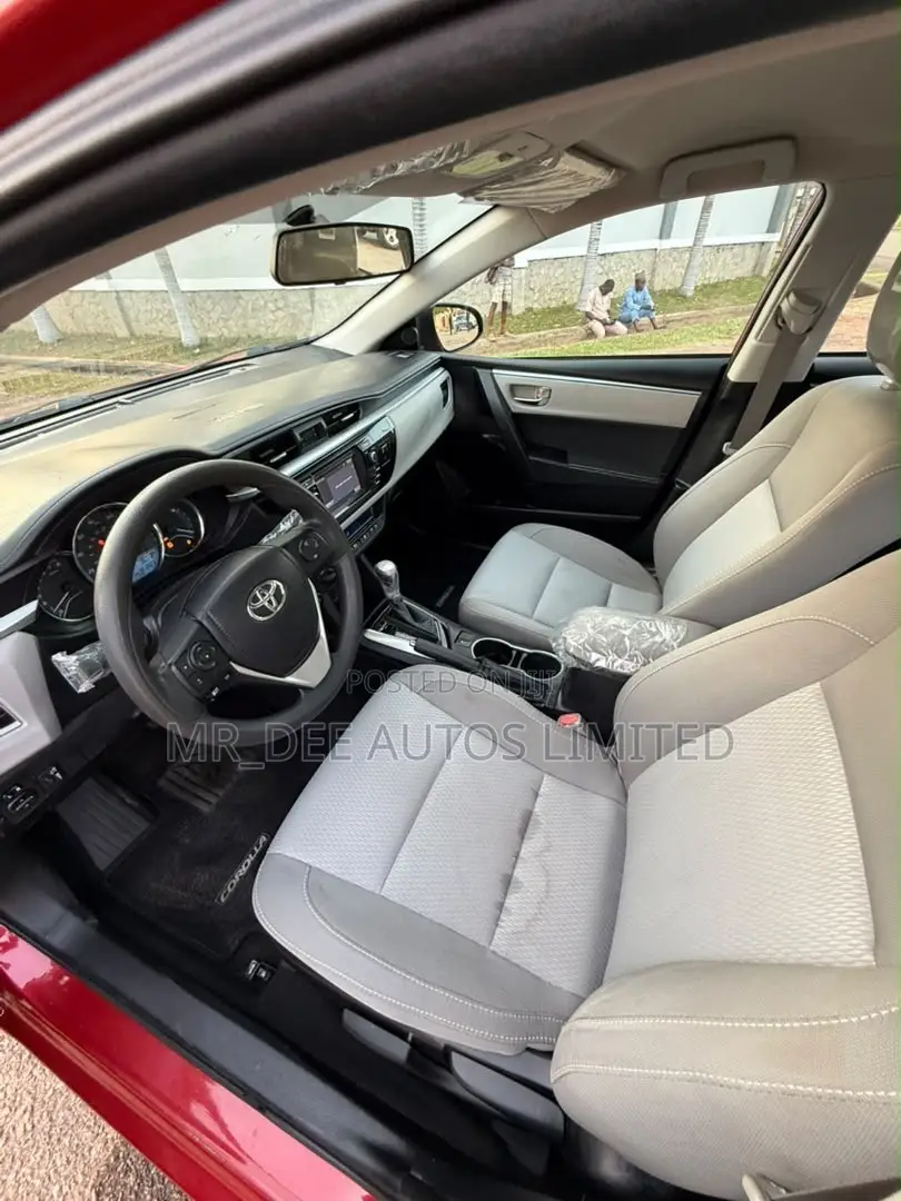 Toyota Corolla 2016 Red